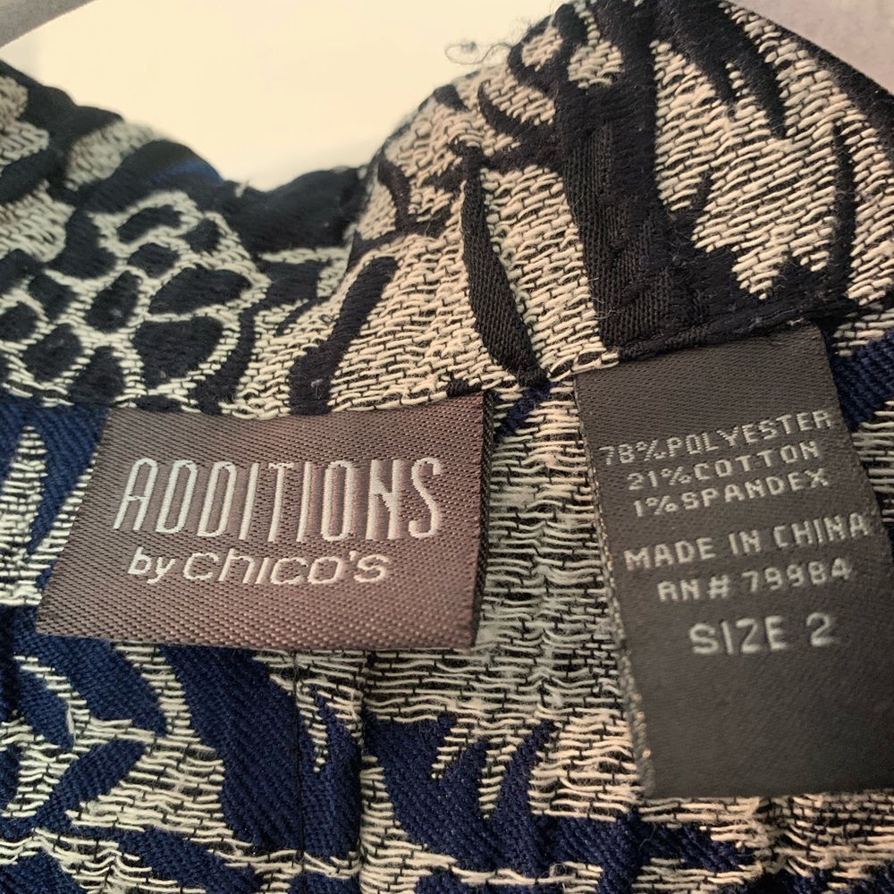 Beautiful Chico’s jacket! - Picture 2 of 6